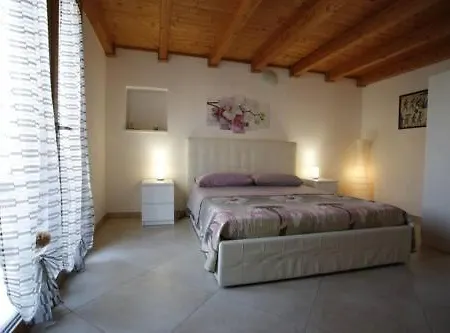 Samiki Panzió Lecce